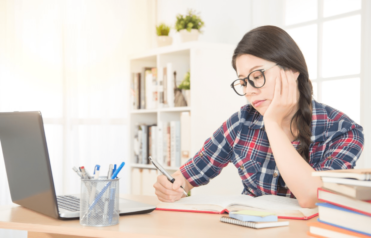 why do students hate writing essays
